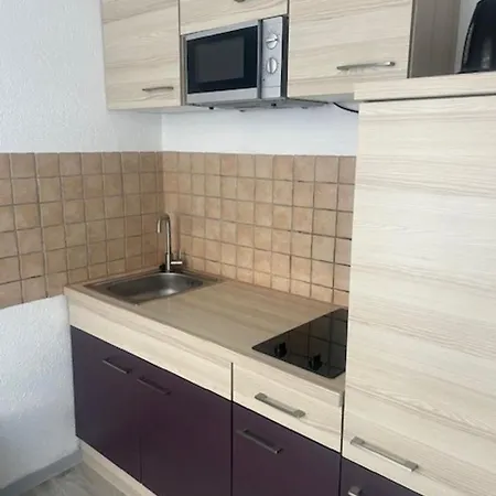 Zum Bahnhof Apartman